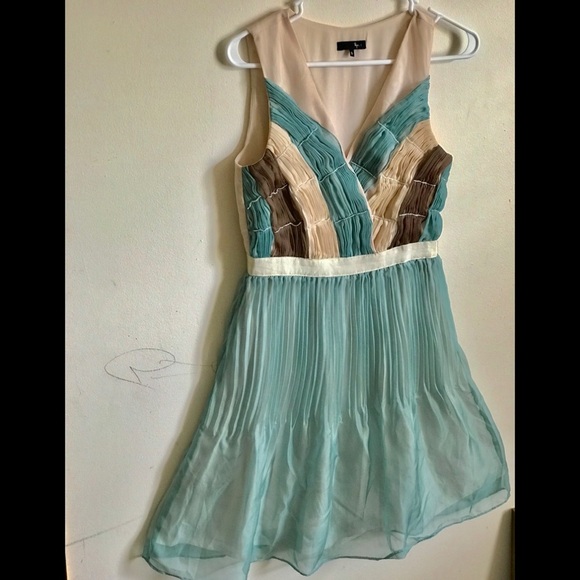 RYU Beaded And Pleated Bodice Dress FINAL SALE‼️ - Picture 8 of 8